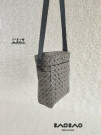 Picture of Issey Miyake Handbags _SKUfw216504726fw